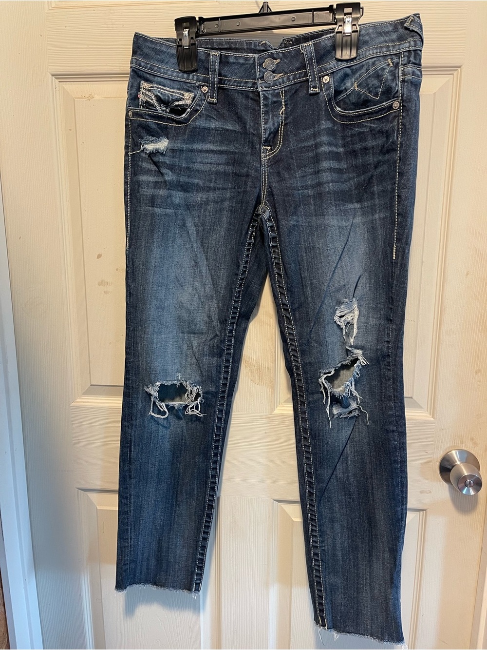 Vigoss Dark Blue Distressed Cropped Jeans